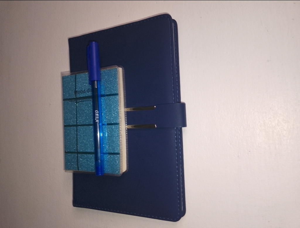 Classic Hardcover A5 Notebook Diary – Perfect for office, students, and daily journaling. Comes in brown, blue, black, with a free gift 🎁 pocket notebook and pen!