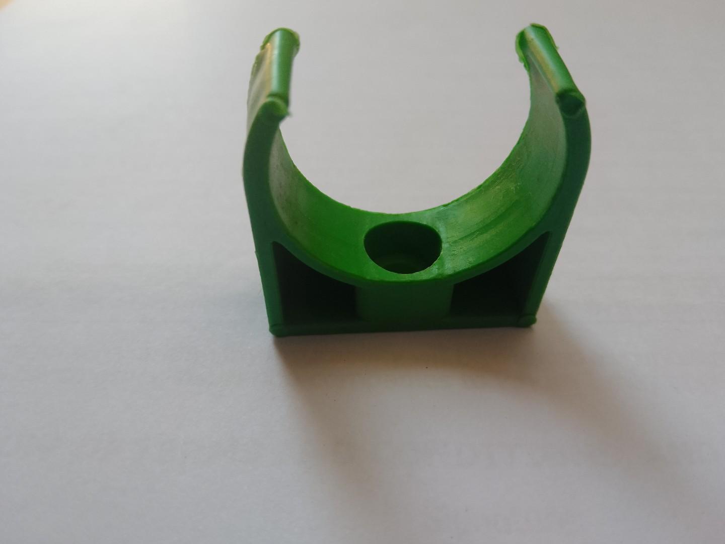 Pvc saddle u shape push in clips 25mm - 50pcs