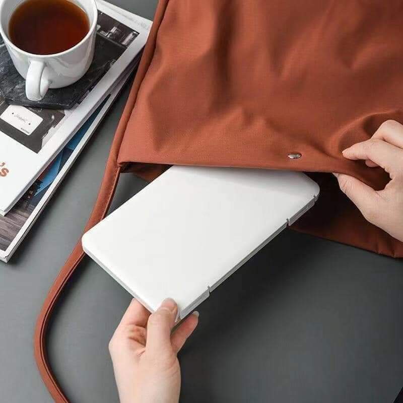 MASK STORAGE BOX, STORAGE CASE ORGANIZER KEEPER FOLDER, FACE COVERING CONTAINER STORAGE CLIP SMALL ITEMS, PADS, OR MASK WALLET ORGANIZER
