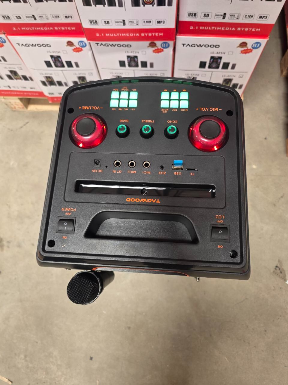 NEW TAGWOOD LTS-8B PORTABLE BEAT BOX RECHARGEABLE WITH USB/FM/BLUETOOTH AND WIRELESS MICROPHONE.