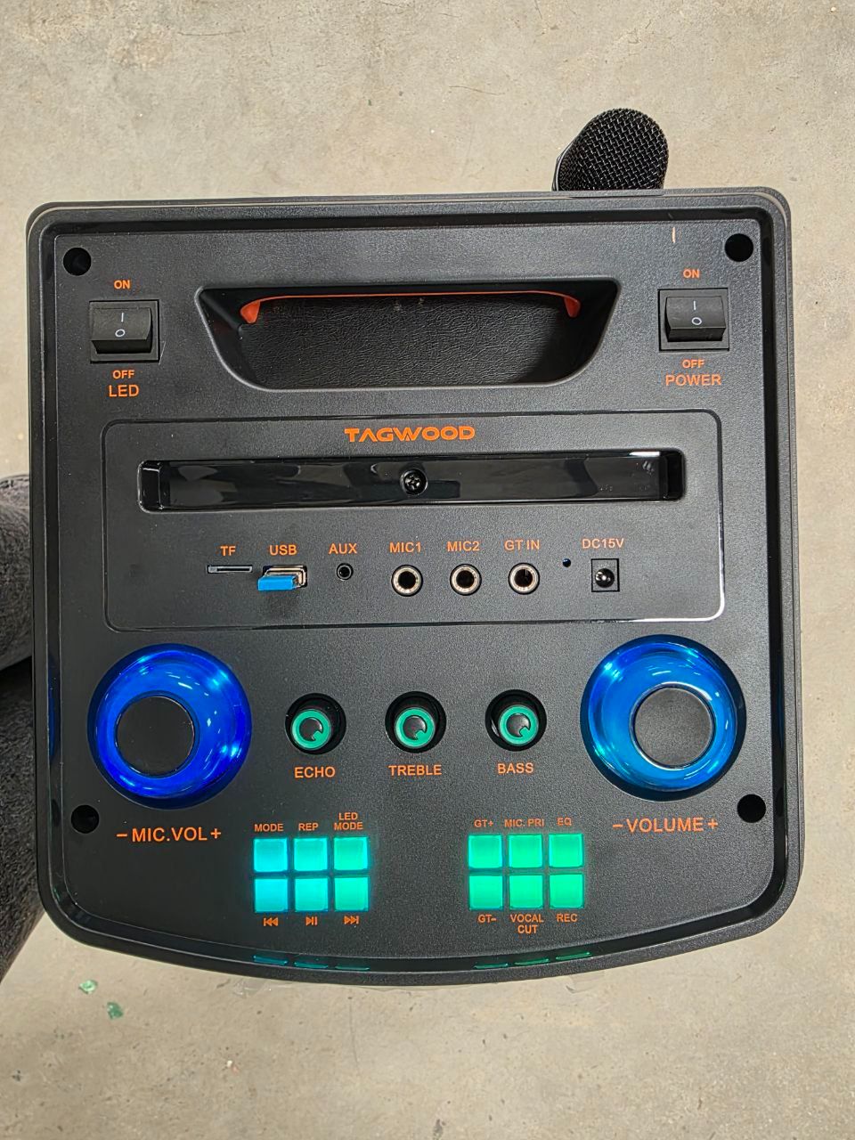 NEW TAGWOOD LTS-8B PORTABLE BEAT BOX RECHARGEABLE WITH USB/FM/BLUETOOTH AND WIRELESS MICROPHONE.