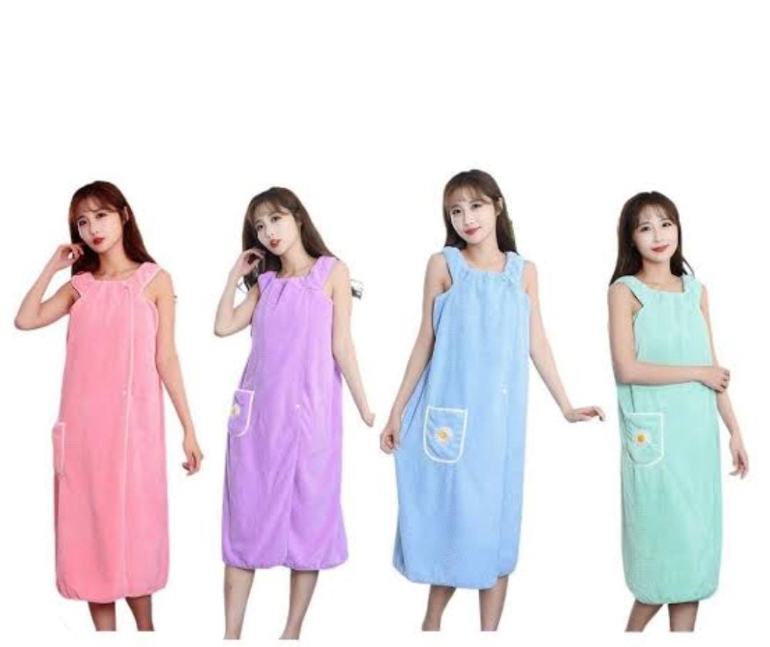 *New arrival*

*Wearable bath towel now available in 2 colours pink and bluee -size: adult free size*