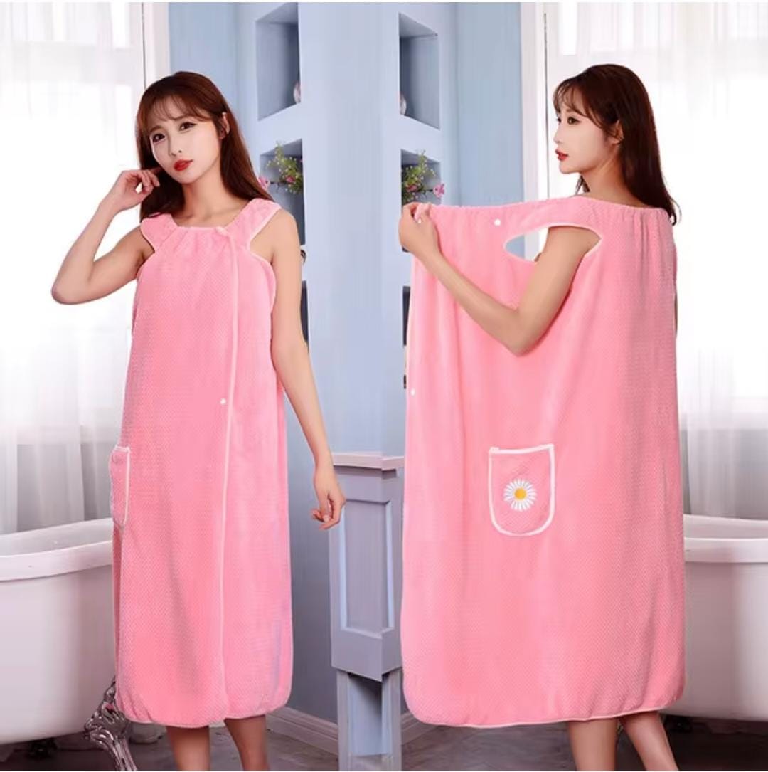 *New arrival*

*Wearable bath towel now available in 2 colours pink and bluee -size: adult free size*
