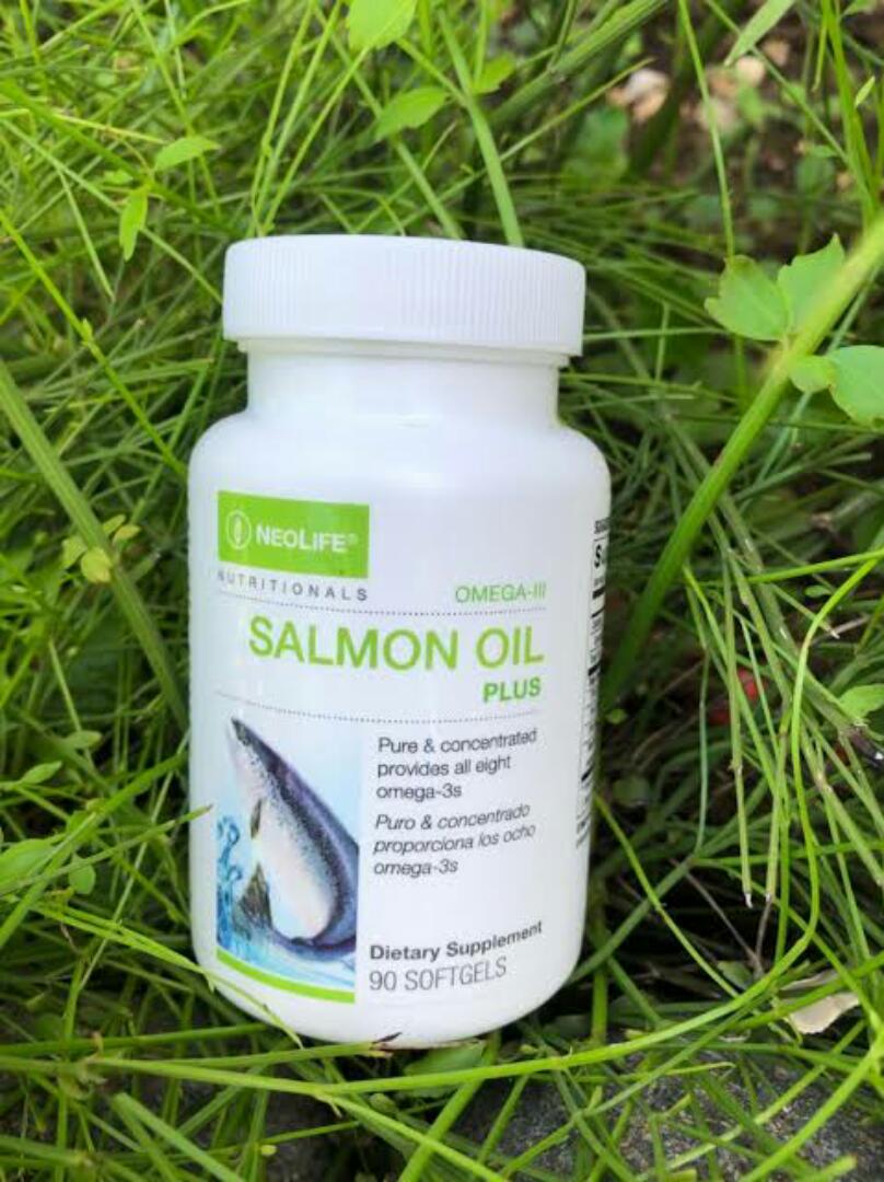 NEOLIFE SALMON OIL PLUS OMEGA-3 Pure and concentrated provides all eight Omega -3s Dietary supplement 90 SOFTGEL CAPSULES