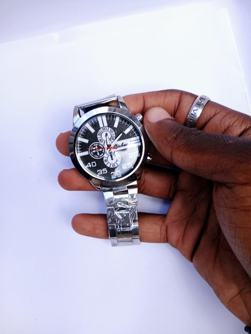 Stylish Men’s Analog Chronograph Watch +free gift box– Silver Stainless Steel+free gift box
