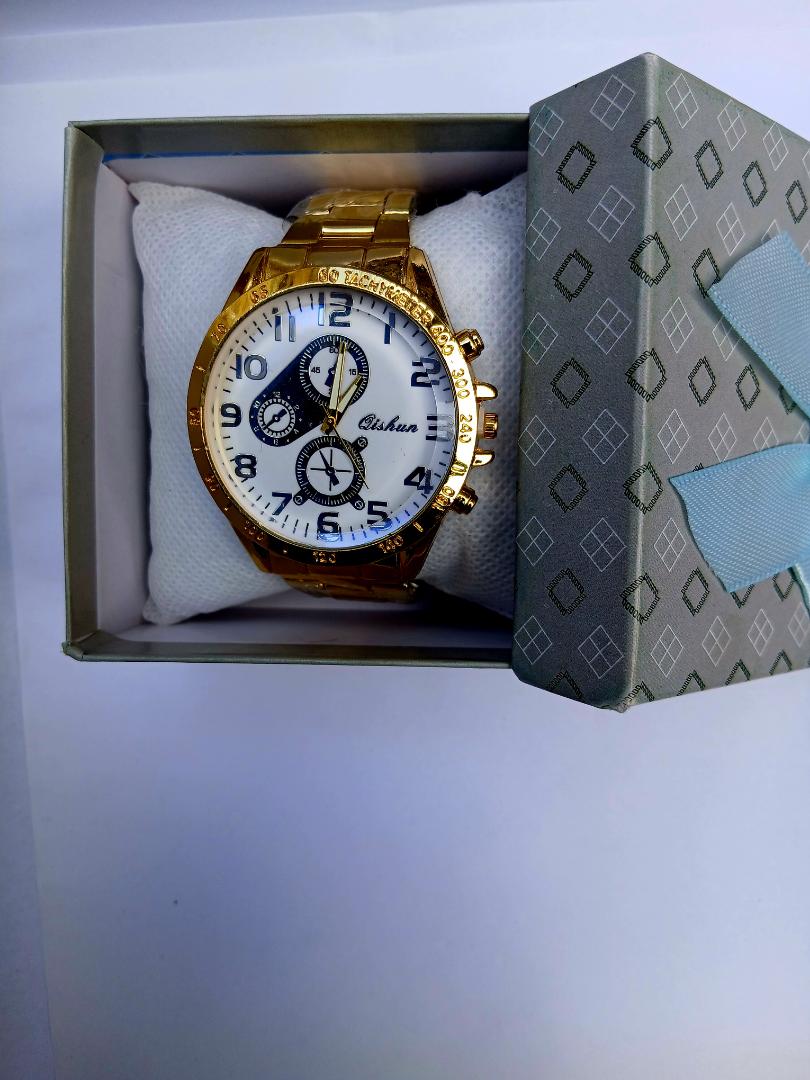 Luxury Gold Men's Wrist Watch – Classic Analog Design with Chronograph Accents