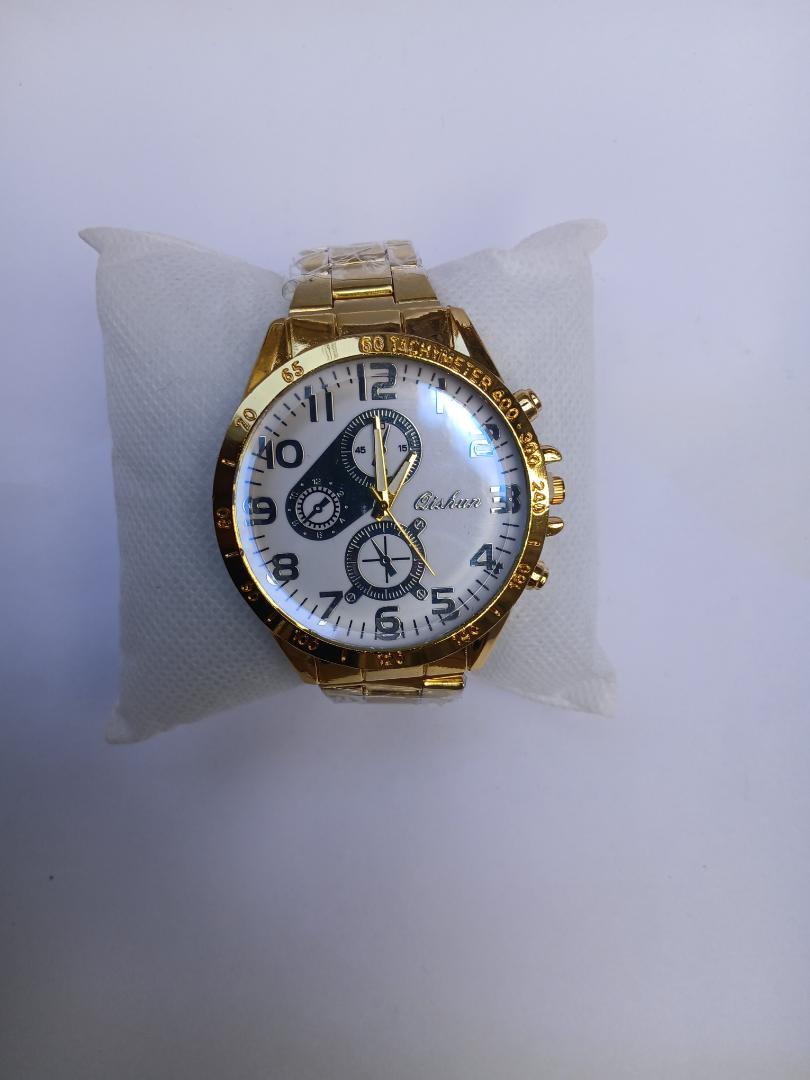 Luxury Gold Men's Wrist Watch – Classic Analog Design with Chronograph Accents