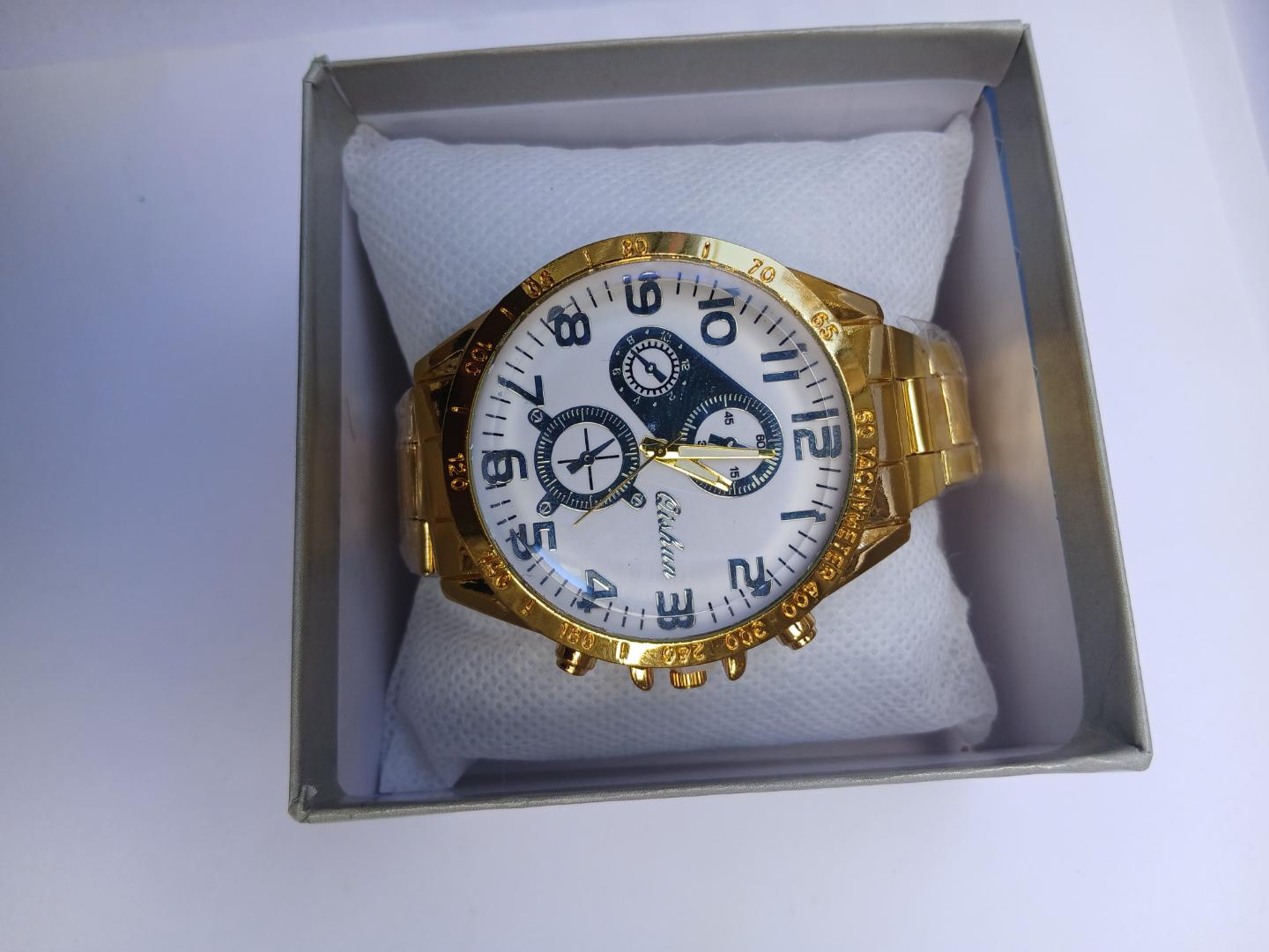 Luxury Gold Men's Wrist Watch – Classic Analog Design with Chronograph Accents