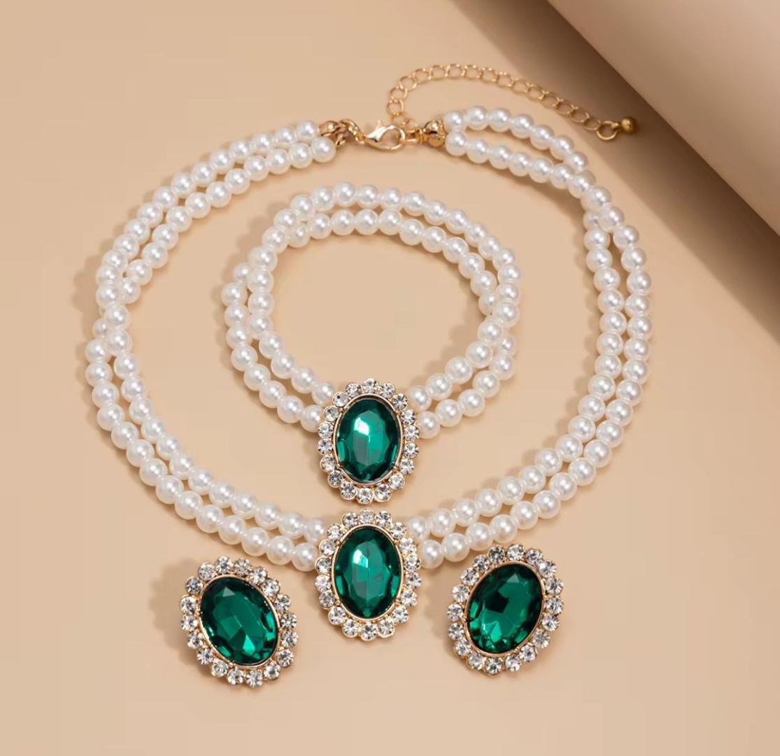 🤍✨ 3PC Double-Layered Pearl Jewellery Set – Classy & Timeless

💰 KES [Insert Price]

Add a touch of elegance to every outfit with this stunning pearl set.

💎 Includes:
✨ Earrings – Classic pearl st