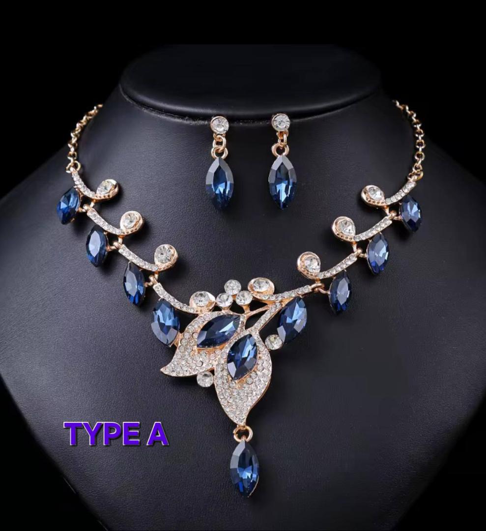 Elegant Rhinestone Necklace & Earrings Set – Sparkling Bridal Wedding Jewelry for Women