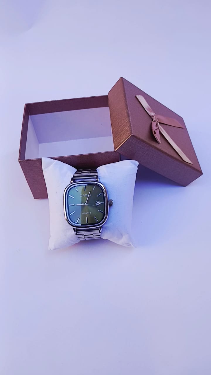 Elegant Gift Box with Bow – Perfect for Watches, Jewelry & Special Occasions