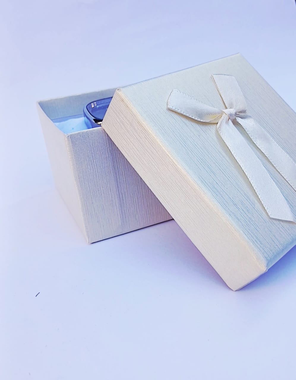 Elegant Gift Box with Bow – Perfect for Watches, Jewelry & Special Occasions
