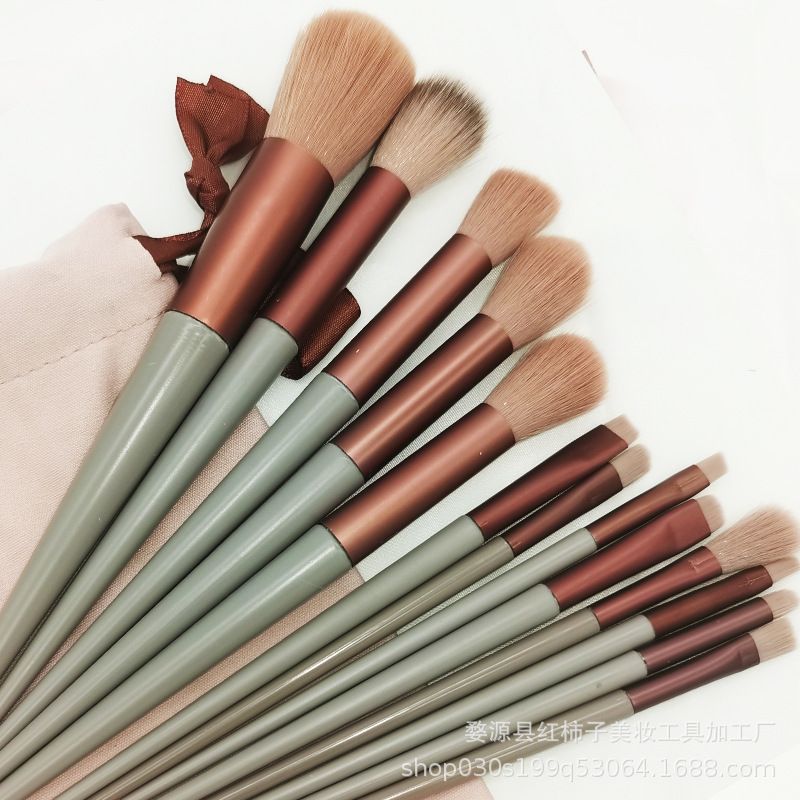 13-Piece Makeup Brush Set - Soft Face Powder Blush Foundation Concealer Highlighter Brushes Kit with Pouch