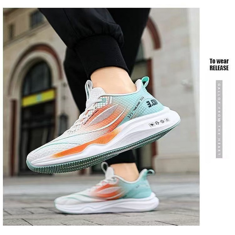 Men's lightweight stylish mesh outdoor sneakers versatile lightweight breathable casual shoes