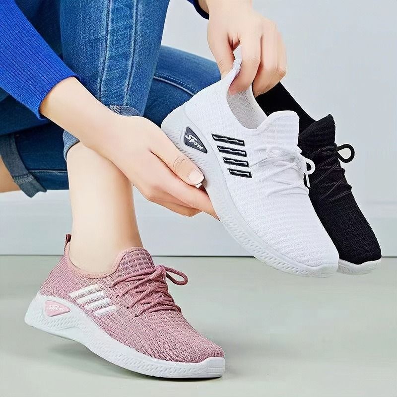 Women's mesh breathable outdoor sneakers versatile and fashionable casual shoes