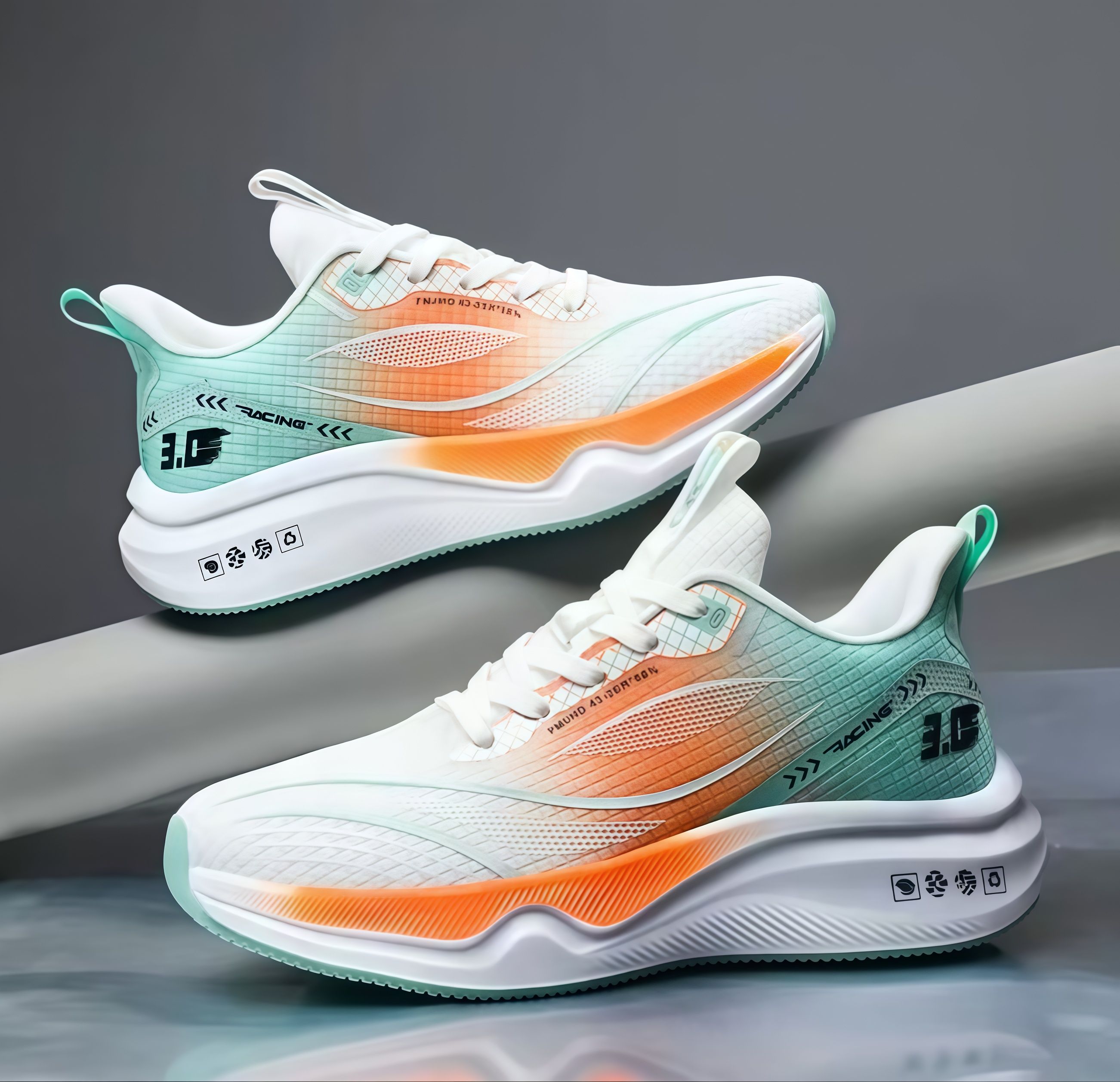 Men's lightweight stylish mesh outdoor sneakers versatile lightweight breathable casual shoes