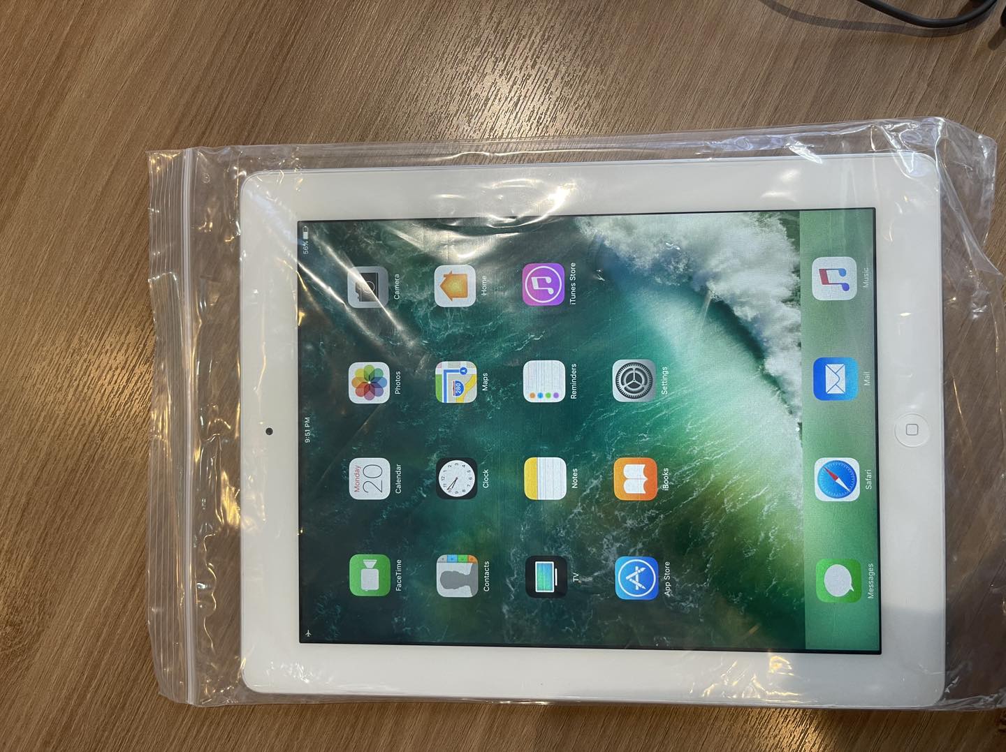Apple iPad Mini 4 16GB Storage, 2GB RAM
