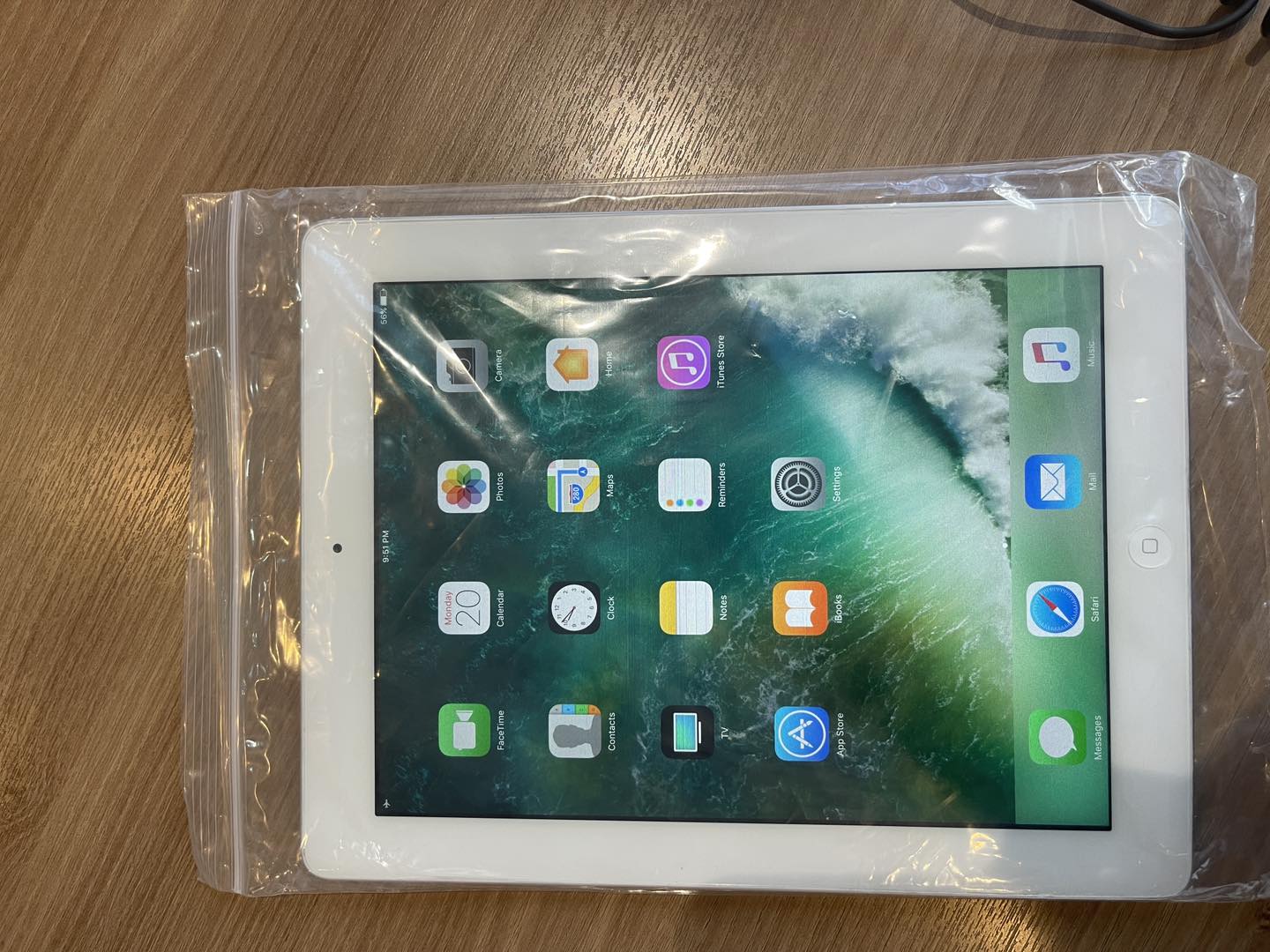 Apple iPad Mini 4 16GB Storage, 2GB RAM