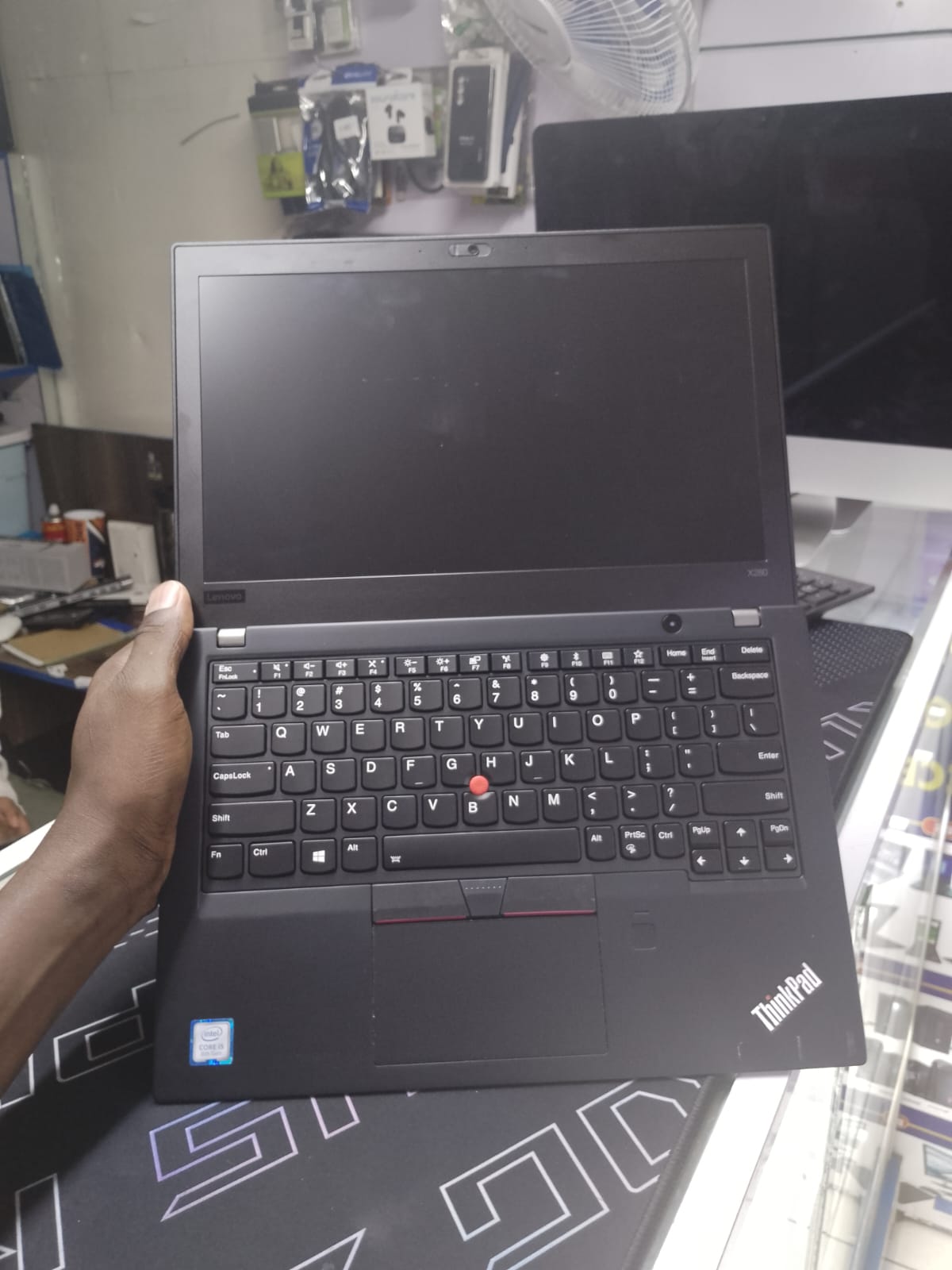 (special offer) Refurbished Lenovo Thinkpad X280 Intel Core i5-8250U Quad-Core 8GB RAM 256GB SSD 12.5inch HD Win 10 Pro 64 Computers