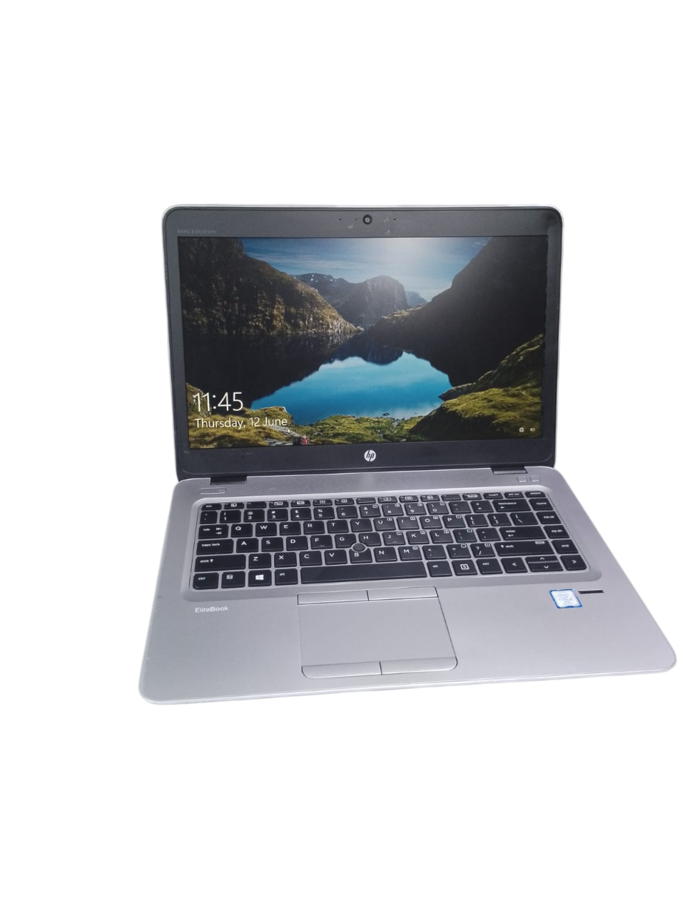 HP EliteBook 840 G4 14-Inch Business Ultrabook Laptop – Intel Core i5 7th Gen Processor, 8GB DDR4 RAM, 256GB SSD, Windows 10 Pro – Slim, Lightweight, and Durable Enterprise Notebook