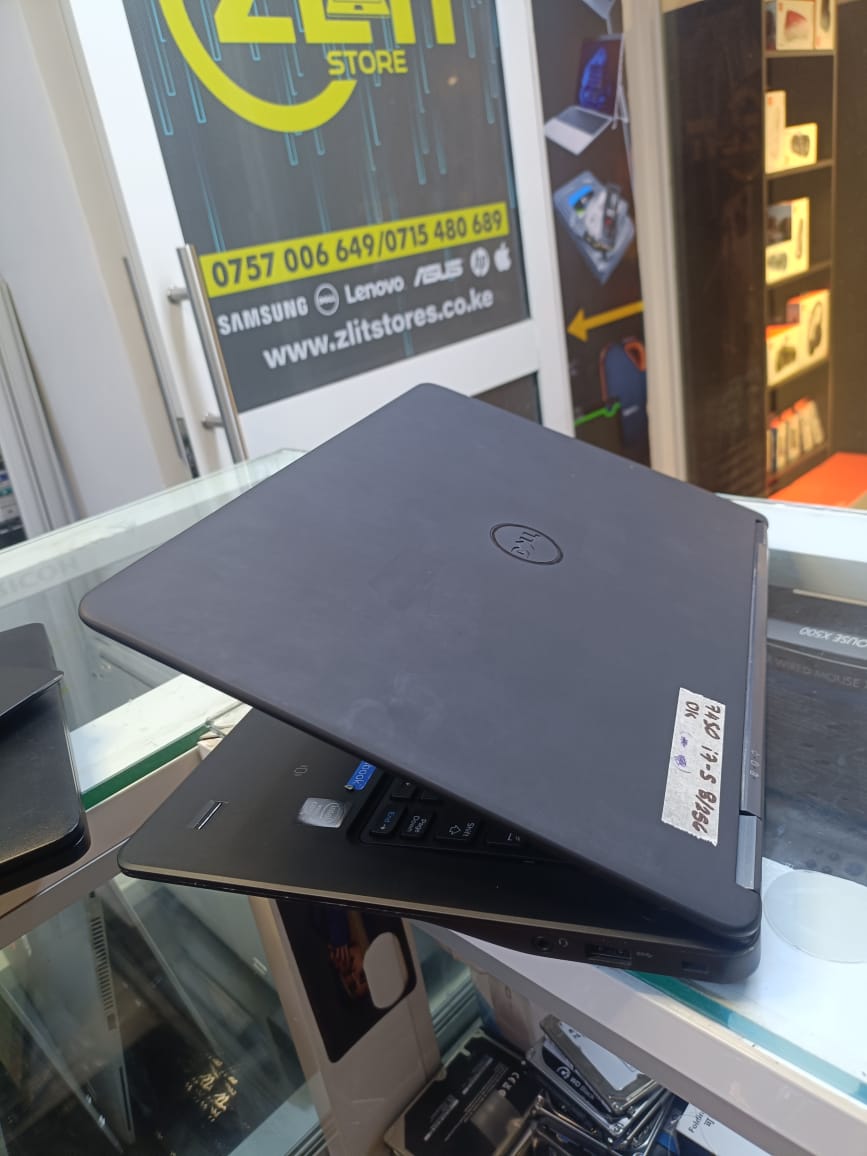 Professional Business Laptop – Dell Latitude 7450 | Intel Core i7 5th Gen | 8GB RAM | 256GB SSD | Sleek, Secure, and Reliable
 Powered by a robust Intel Core i7 5th Generation processor