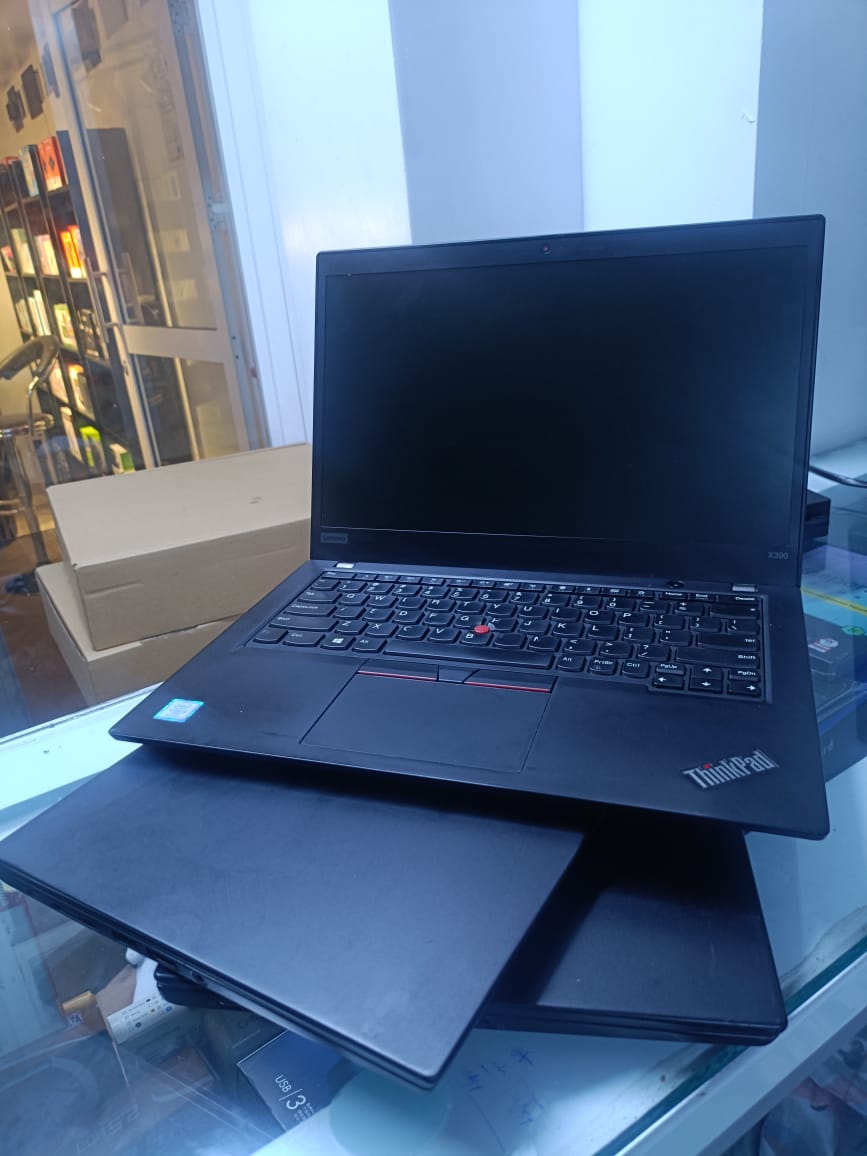 Lenovo ThinkPad X390 – Core i5 | 8GB | 256GB SSD | 13.3" FHD Business Laptop
premium business-class laptop built for professionals, students, and everyday users who need speed, portability