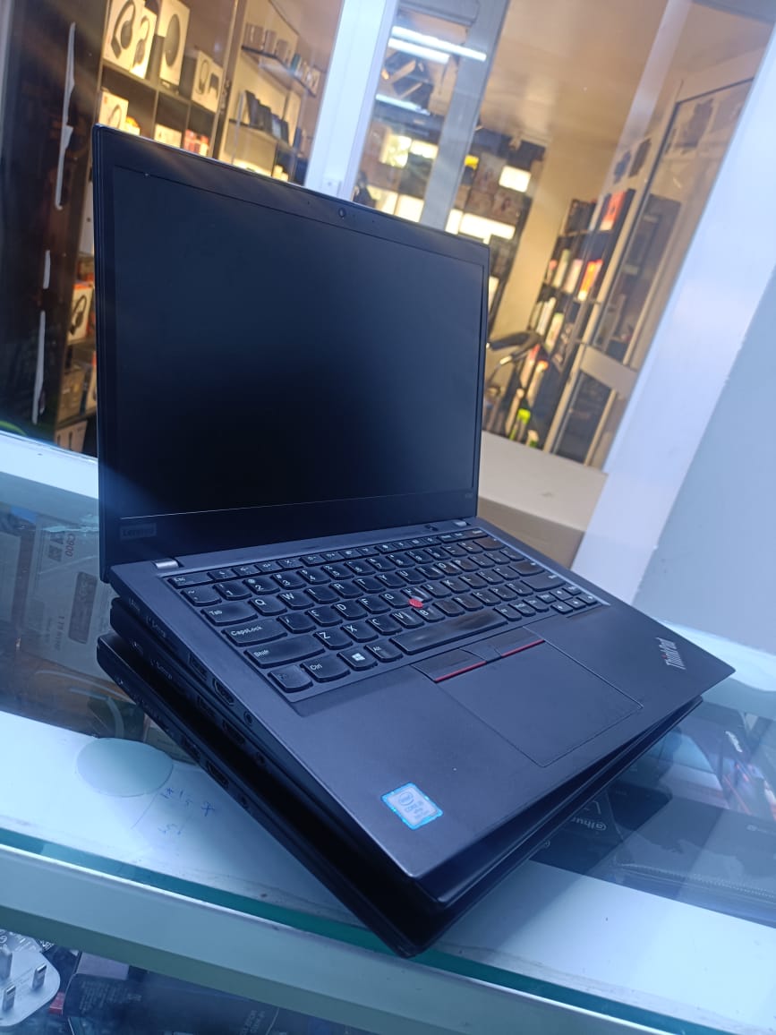 Lenovo ThinkPad X390 – Core i5 | 8GB | 256GB SSD | 13.3" FHD Business Laptop
premium business-class laptop built for professionals, students, and everyday users who need speed, portability