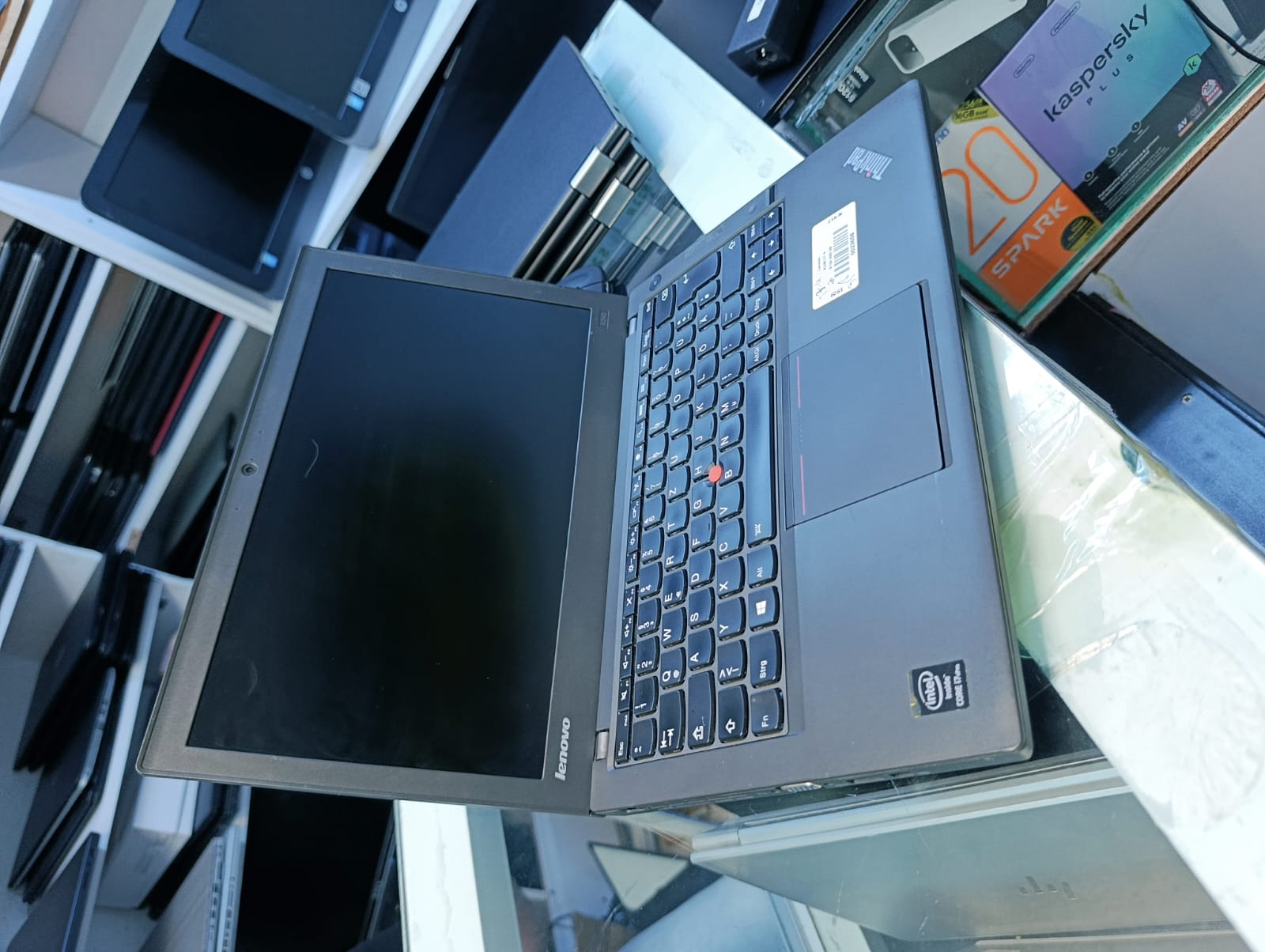 LENOVO THINKPAD X240 COI7  4 TH GENERATION 8GBRAM 256GB SSD
Intel Core i7 processor for fast and reliable performance
8GB DDR3 RAM for smooth multitasking and quick access to frequently used files