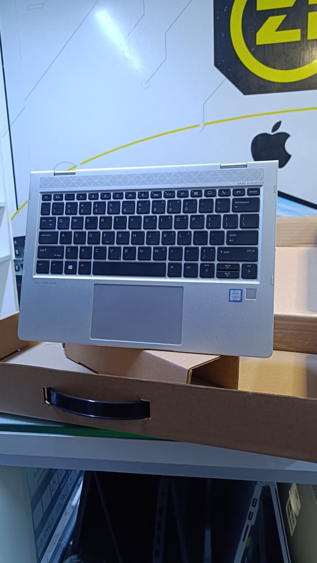 HP ELITEBOOK 830 X360 G6 COI5 8TH GENERATION 8GBRAM 256GBSSD TOUCH SCREEN
Convertible 2-in-1 Form: The x360 hinge means it works as a laptop and tablet — great for presentations,