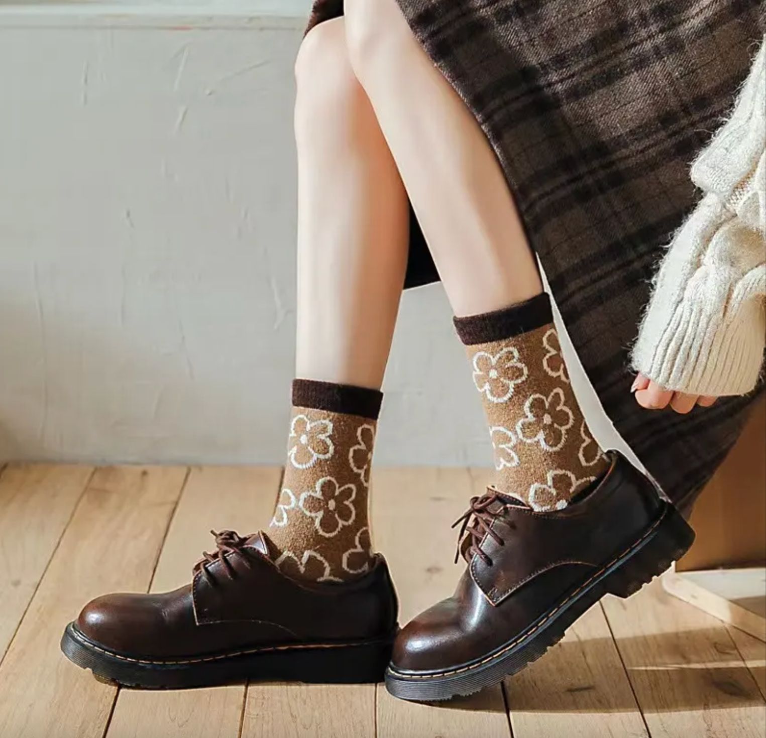 3pcs - Cozy Coffee Wool Socks for Women/Ladies  – Cute Korean Winter Style with Cartoon Bear