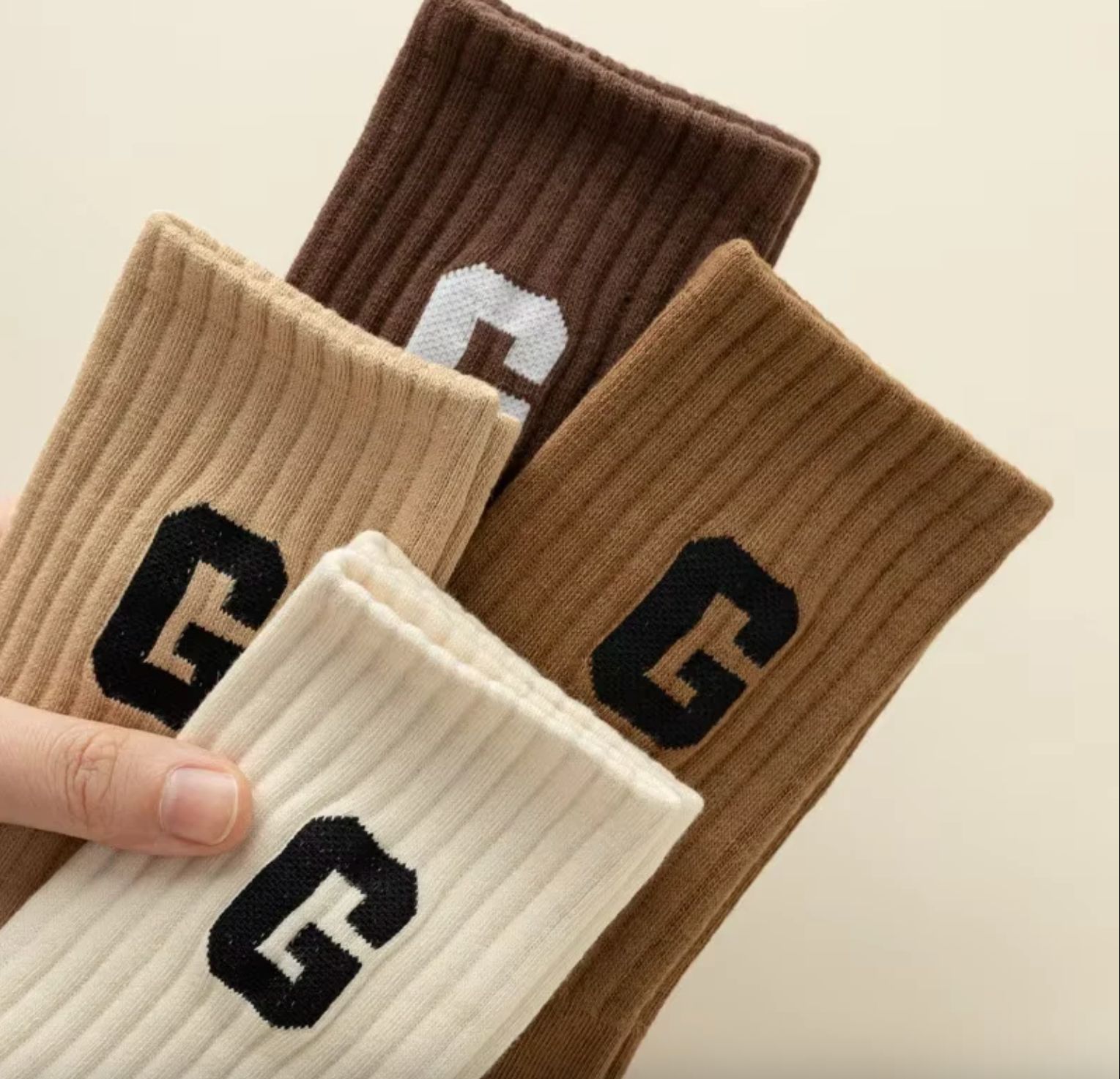 2pcs High-Quality Thick Mid-Tube Sports Socks – Custom Letter Cotton Athletic Socks