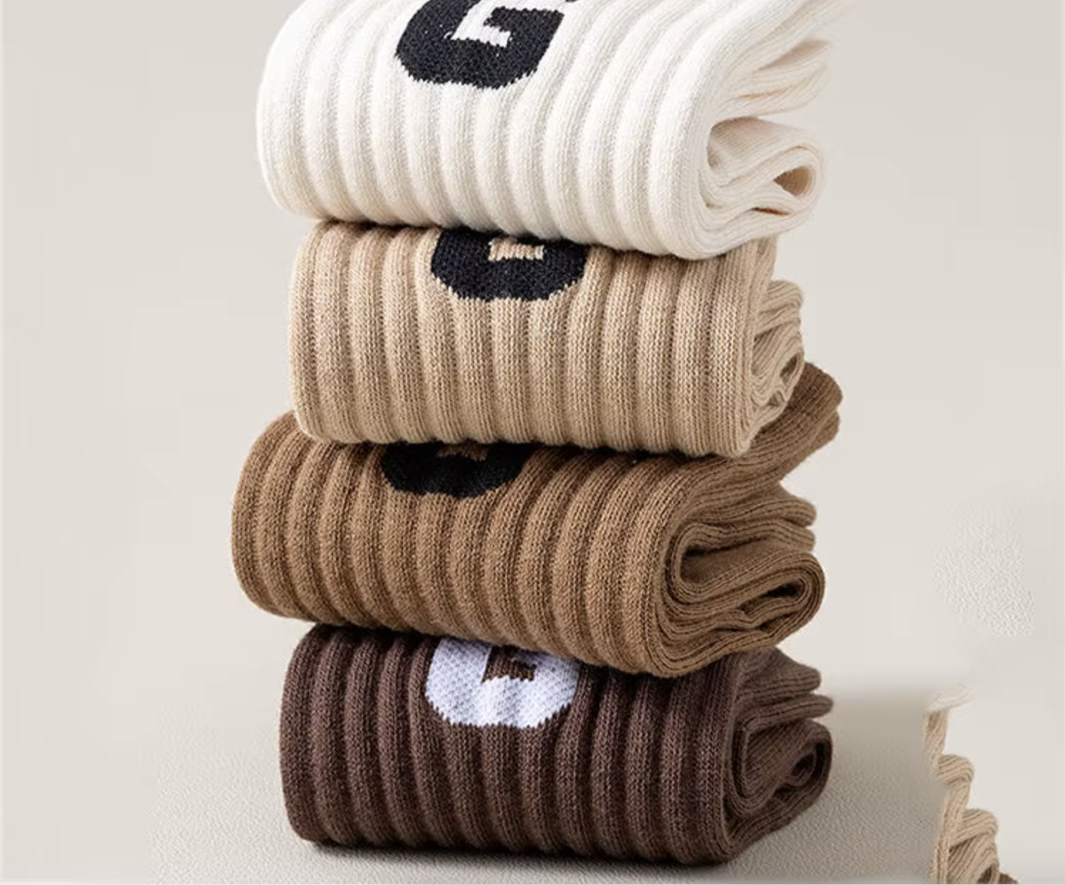 2pcs High-Quality Thick Mid-Tube Sports Socks – Custom Letter Cotton Athletic Socks