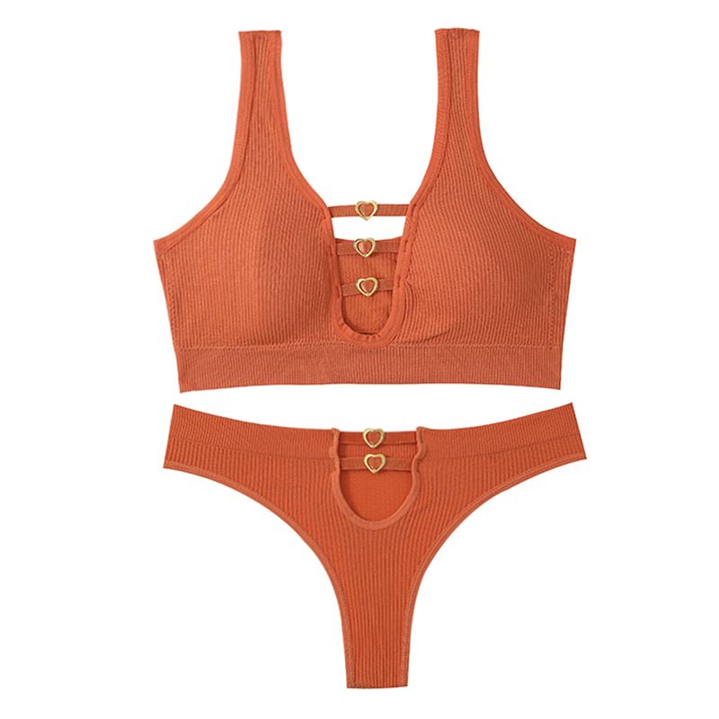 New sexy seamless lingerie set for women with a push-up bra and a vest for sports and breathability
