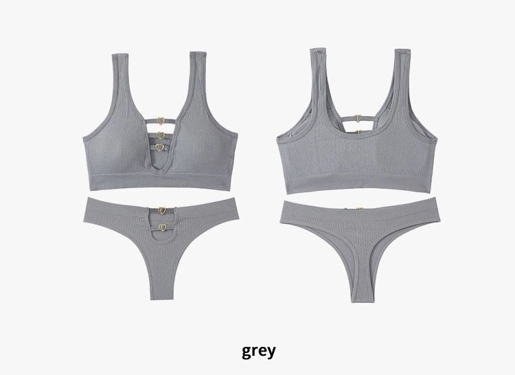 New sexy seamless lingerie set for women with a push-up bra and a vest for sports and breathability