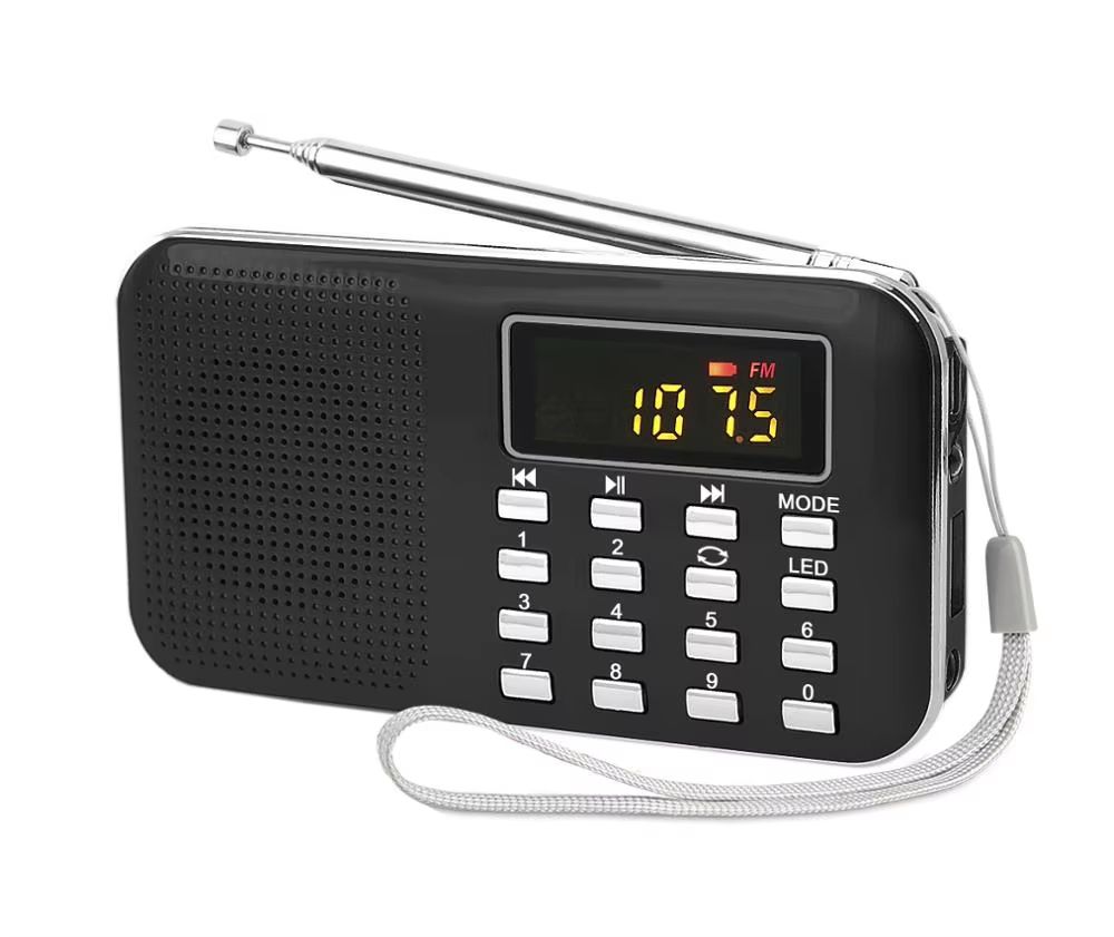 Super bass ultra-thin portable speaker, portable card insertion radio, HIFI FM radio speaker L-218, equipped with TF USB auxiliary flashlight charging battery