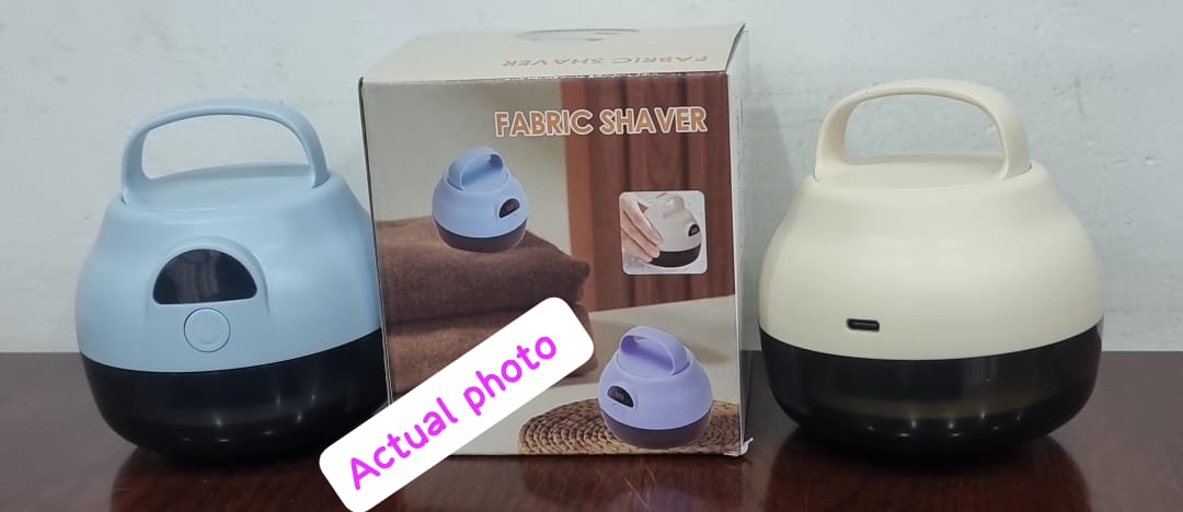 *New arrival*🔥🔥🔥🔥🔥



*High power! High quality! Rechargeable Lint remover, palm size fabric shaver ball now available in 2 colours *



*colours white and blue*



*kindly watch the video on how