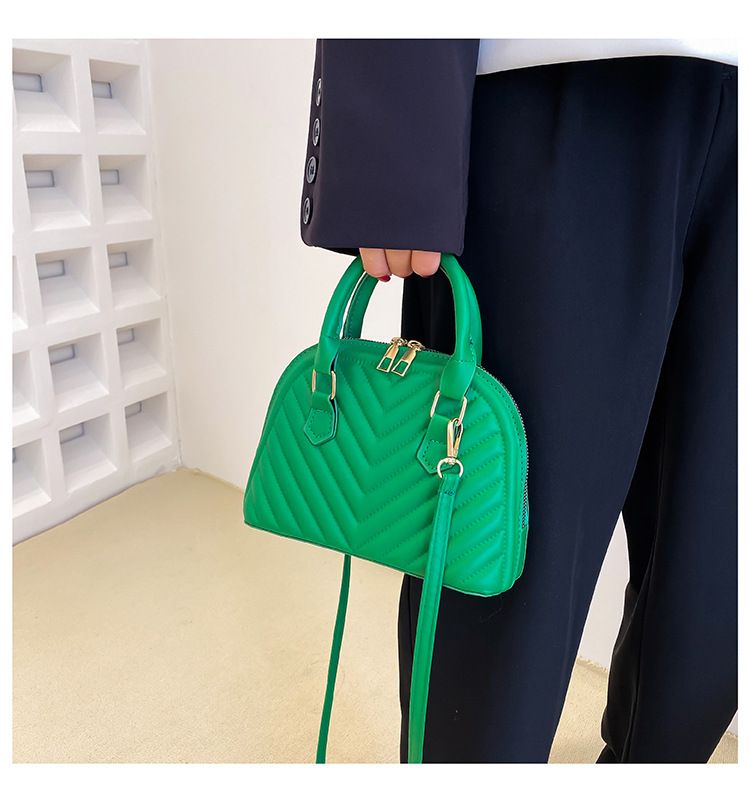 Solid Color Shell Bag Small Crossbody Bag Chain Handbags And Purses Soft Leather Designer Handbag Travel Shoulder Bags