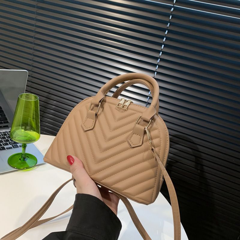 Solid Color Shell Bag Small Crossbody Bag Chain Handbags And Purses Soft Leather Designer Handbag Travel Shoulder Bags
