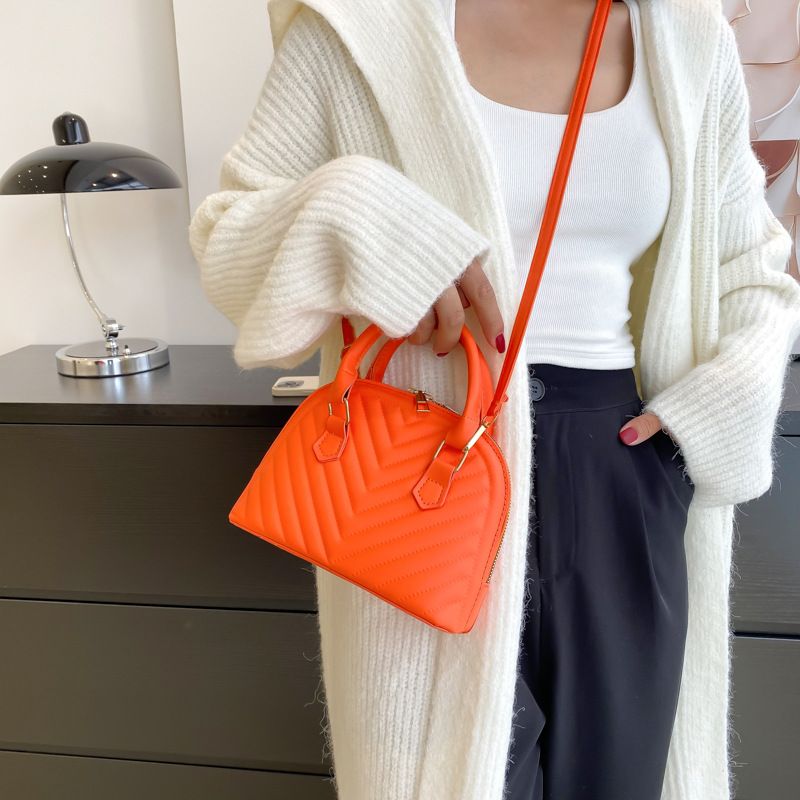 Solid Color Shell Bag Small Crossbody Bag Chain Handbags And Purses Soft Leather Designer Handbag Travel Shoulder Bags