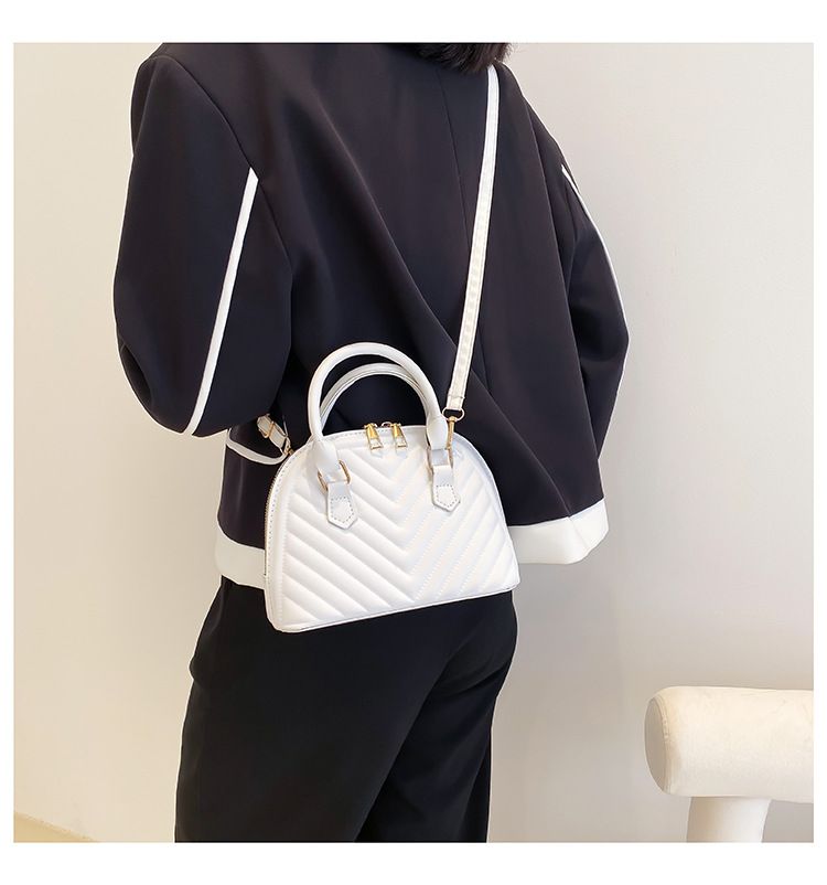 Solid Color Shell Bag Small Crossbody Bag Chain Handbags And Purses Soft Leather Designer Handbag Travel Shoulder Bags