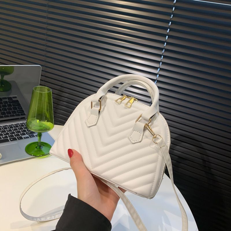 Solid Color Shell Bag Small Crossbody Bag Chain Handbags And Purses Soft Leather Designer Handbag Travel Shoulder Bags