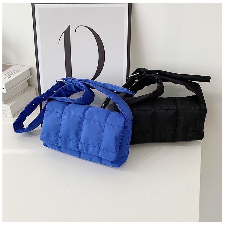 New Fashion Trend Handbags Chain Tote Bag Soft Leather Large Capacity Commuter Shoulder Diagonal Diamond Underarm Ba