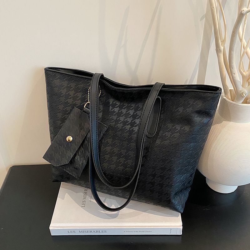 Large PU Leather Shoulder Bag for Women Fashion Trend Designer Female Fashion Handbags Purses Tote Bags B0714