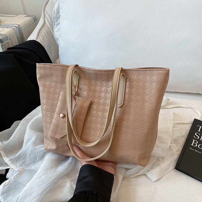 Large PU Leather Shoulder Bag for Women Fashion Trend Designer Female Fashion Handbags Purses Tote Bags B0714