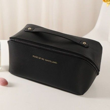 Luxury Women's Travel Makeup Bag Cosmetic Organizer Pouch, Fashion Zip Storage Case festival Gift for Ladies B0525
