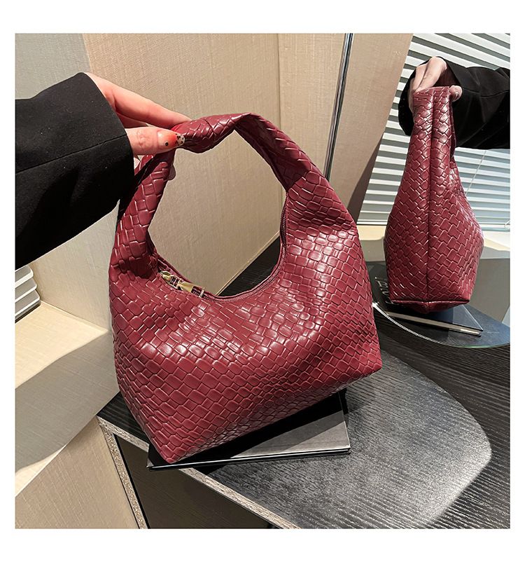 Retro Casual Versatile PU Leather Tote Bag,Fashion Woven Embossed Shoulder Bags ,Knotted Decorative Hobo Bag,Pleated Cloud Bag B0265