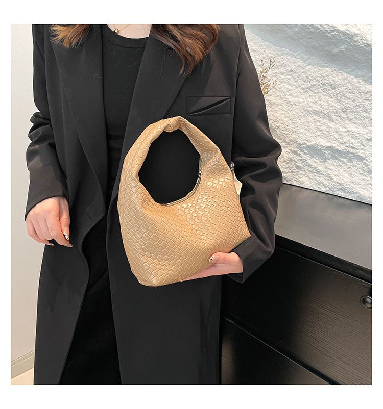 Retro Casual Versatile PU Leather Tote Bag,Fashion Woven Embossed Shoulder Bags ,Knotted Decorative Hobo Bag,Pleated Cloud Bag B0265