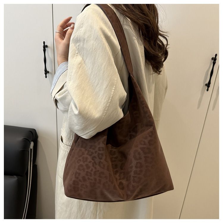 Vintage Soft PU Leather Ladies Shoulder Bag Commuter Large Handbag Women's Versatile Tote Underarm Bag 2pcs B0740