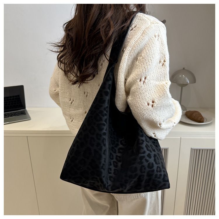 Vintage Soft PU Leather Ladies Shoulder Bag Commuter Large Handbag Women's Versatile Tote Underarm Bag 2pcs B0740