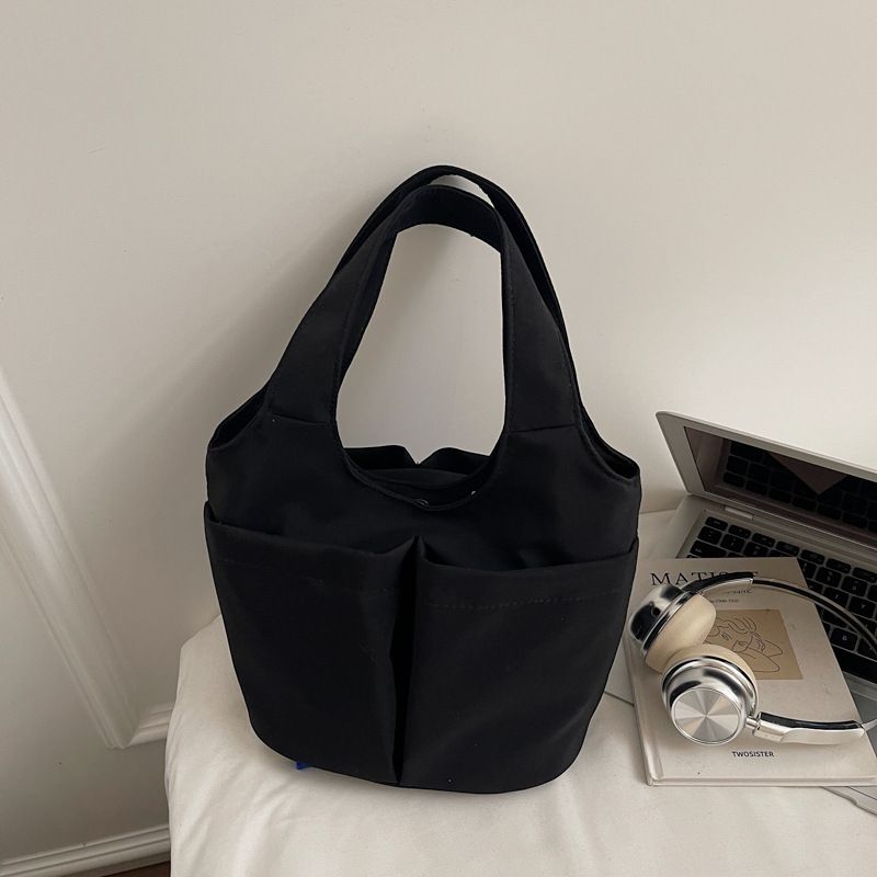 Large Capacity Tote Bags Nylon Design 2026 New Fashion Bags for Women High Quality Sewing Thread Solid Color Shoulder Bags B0235